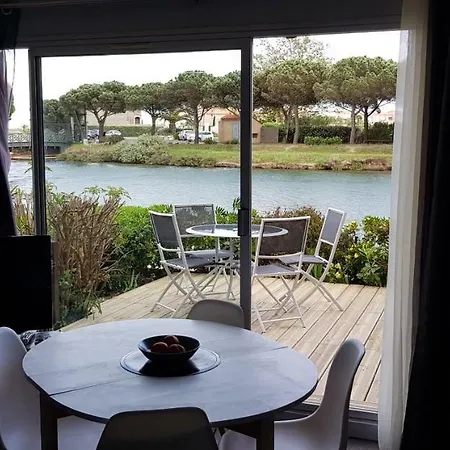 Marina Village Saint-Cyprien  Exterior photo